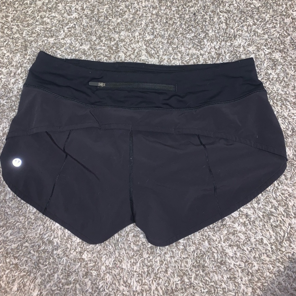 Lululemon Speed Up Low-Rise Lined Short 2.5” (black)